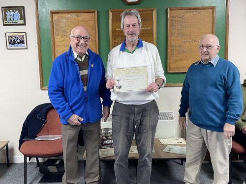 2026 Short Mat Singles Finals. Chairperson Dave Woodage, Runner Up Brett Roberts, Organiser Harry Frith.
